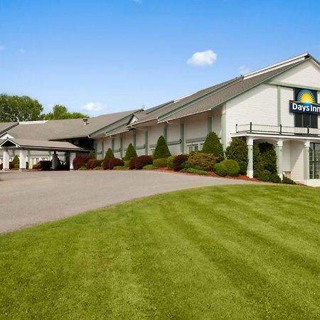 Days Inn By Wyndham Shelburne/Burlington Εξωτερικό φωτογραφία
