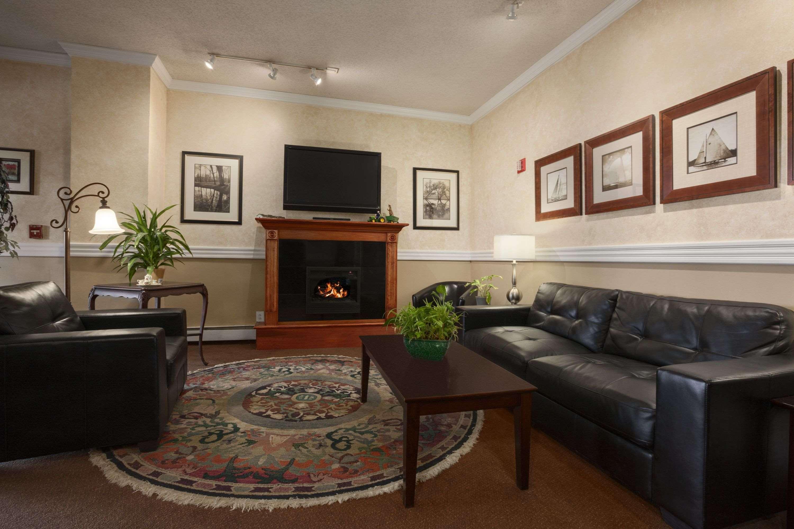 Days Inn By Wyndham Shelburne/Burlington Εξωτερικό φωτογραφία
